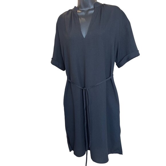 Babaton dress black classic elegant wear loose or with belt  pockets - Picture 6 of 11